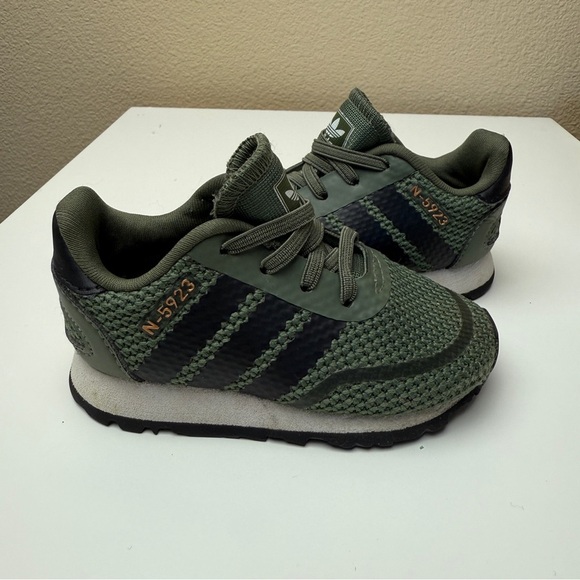 ADIDAS Originals toddler 5K in army green - Picture 1 of 8